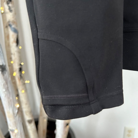 ATHLETA 3-PIECE WARDROBE SET - Picture 4 of 14